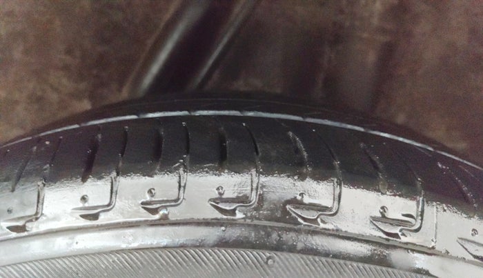 2020 Honda City 1.5L I-VTEC ZX CVT, Petrol, Automatic, 44,199 km, Left Rear Tyre Tread