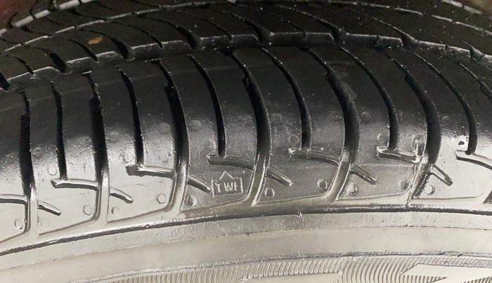 2015 Maruti Celerio VXI AMT, Petrol, Automatic, 91,909 km, Left Rear Tyre Tread