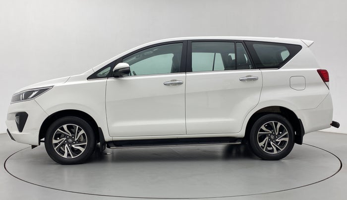 2022 Toyota Innova Crysta 2.4 VX 8 STR, Diesel, Manual, 48,971 km, Left Side