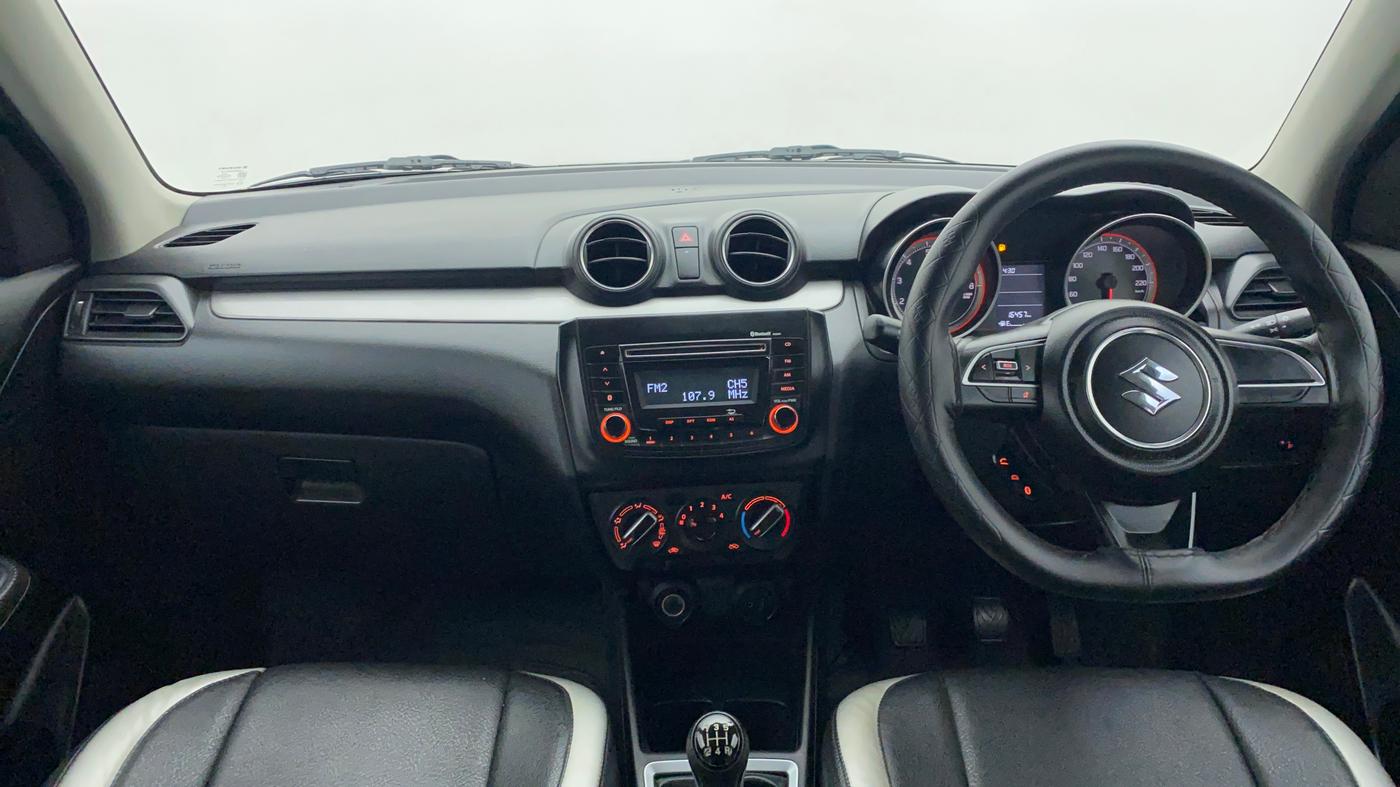2019 Maruti Swift VXI D, Petrol, Manual, 16,521 km, Dashboard