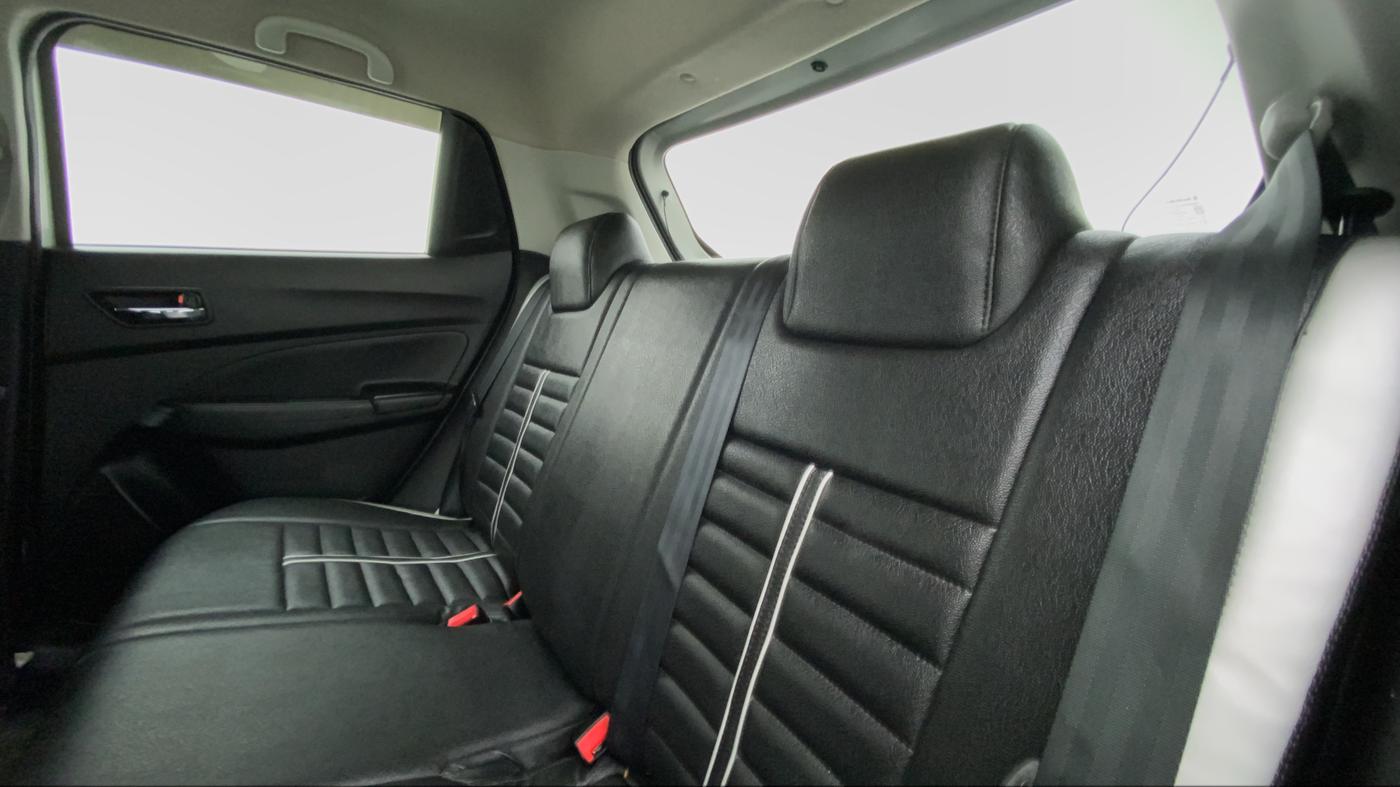 2019 Maruti Swift VXI D, Petrol, Manual, 16,521 km, Right Side Rear Door Cabin
