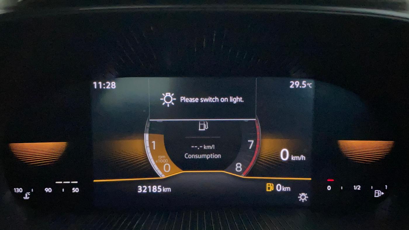 2022 Skoda SLAVIA STYLE 1.0L TSI MT, Petrol, Manual, 32,220 km, Odometer Image