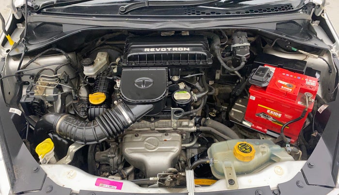 2017 Tata Tiago XZ PETROL, Petrol, Manual, 25,967 km, Engine View