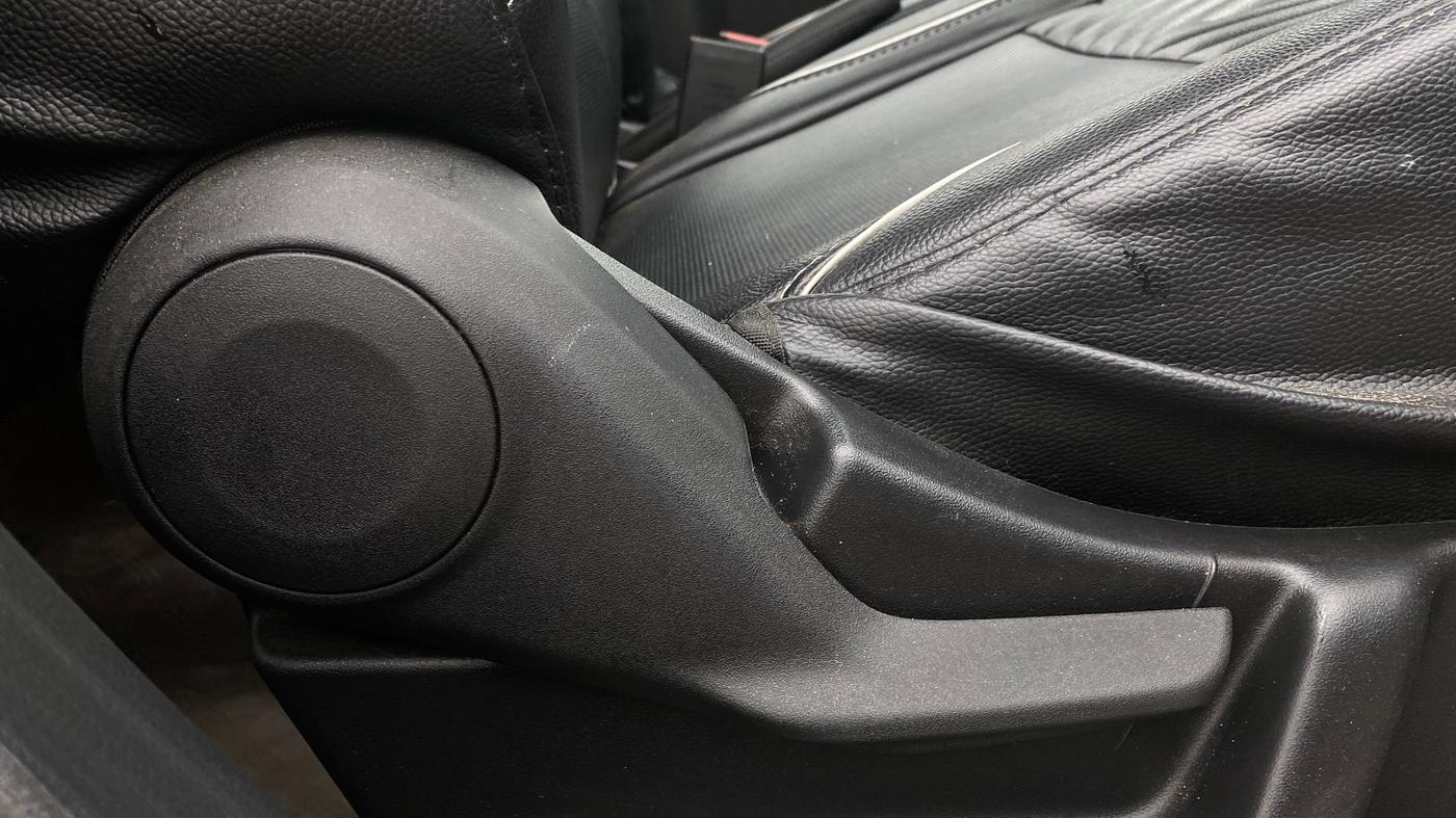 2023 Maruti New Wagon-R VXI 1.0, Petrol, Manual, 12,040 km, Driver Side Adjustment Panel