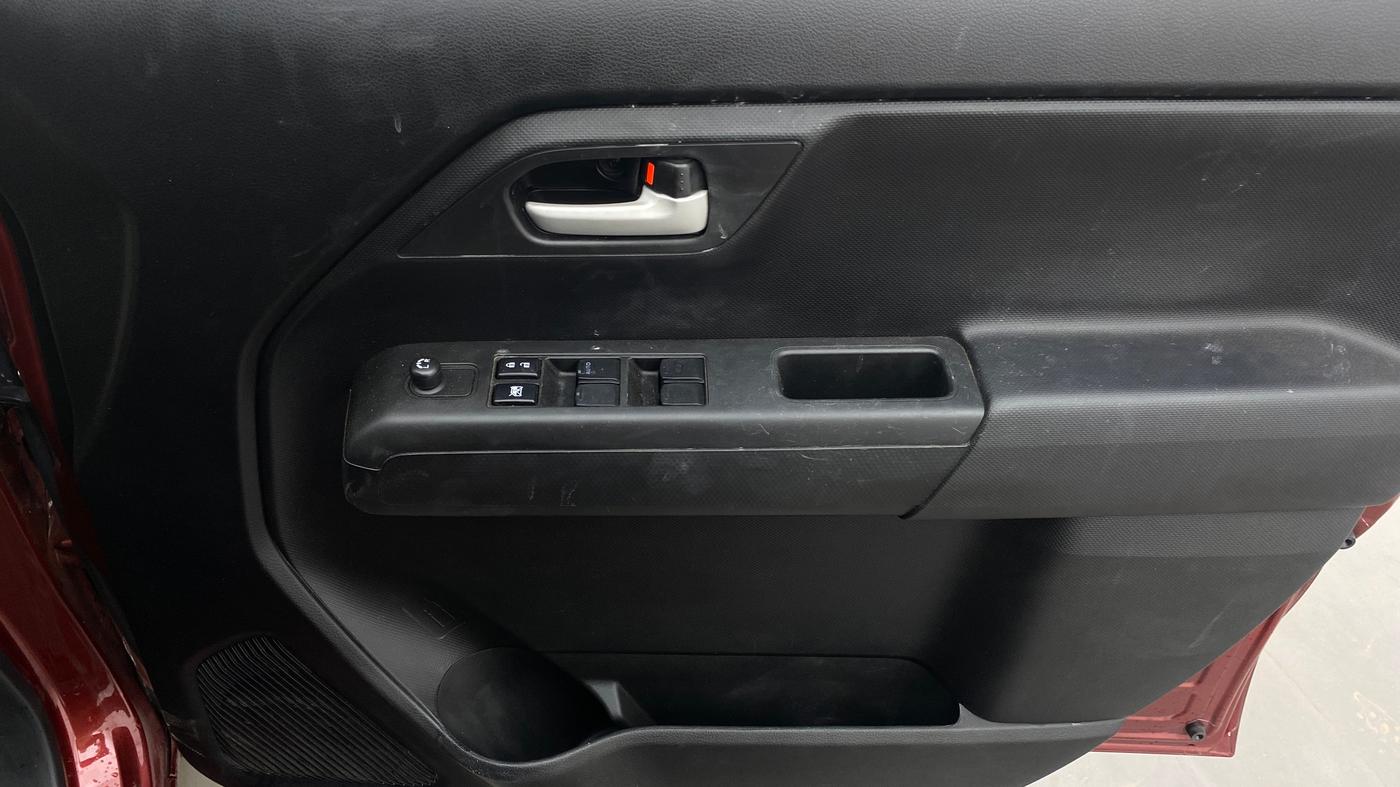 2023 Maruti New Wagon-R VXI 1.0, Petrol, Manual, 12,040 km, Driver Side Door Panels Control