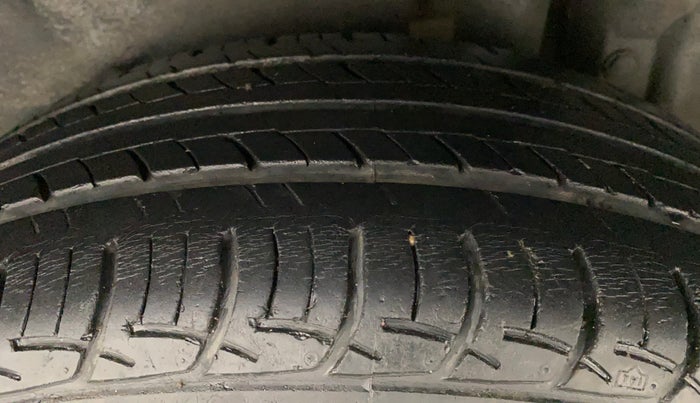 2016 Maruti Swift Dzire ZDI AMT, Diesel, Automatic, 31,093 km, Left Rear Tyre Tread