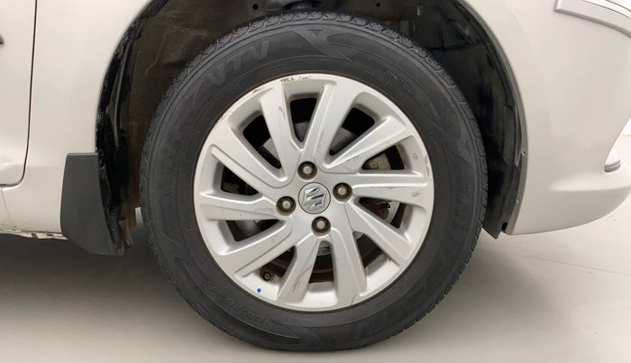 2016 Maruti Swift Dzire ZDI AMT, Diesel, Automatic, 31,093 km, Right Front Wheel