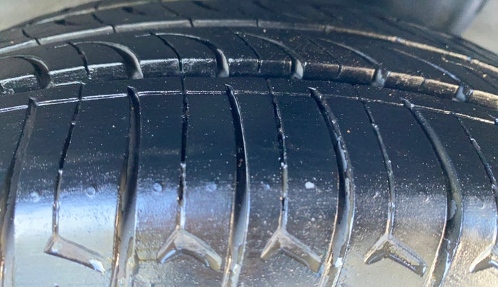 2019 Hyundai NEW SANTRO SPORTZ MT, CNG, Manual, 85,766 km, Left Rear Tyre Tread