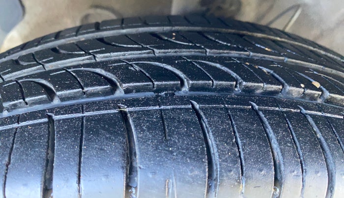 2019 Hyundai NEW SANTRO SPORTZ MT, CNG, Manual, 85,766 km, Left Front Tyre Tread