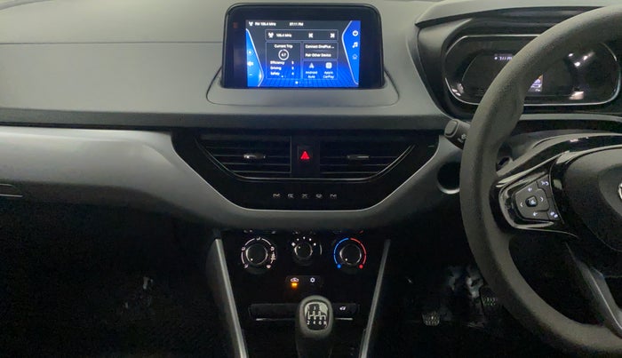 2022 Tata NEXON XM PLUS SUNROOF PETROL, Petrol, Manual, 7,600 km, Air Conditioner
