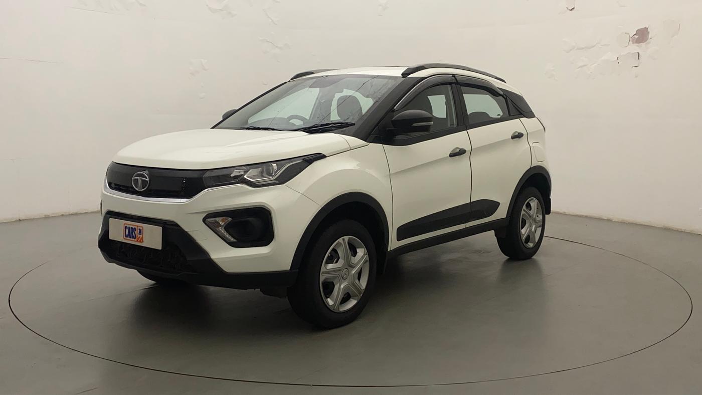 2022 Tata NEXON XM PLUS SUNROOF PETROL, Petrol, Manual, 7,600 km, Left Front Diagonal