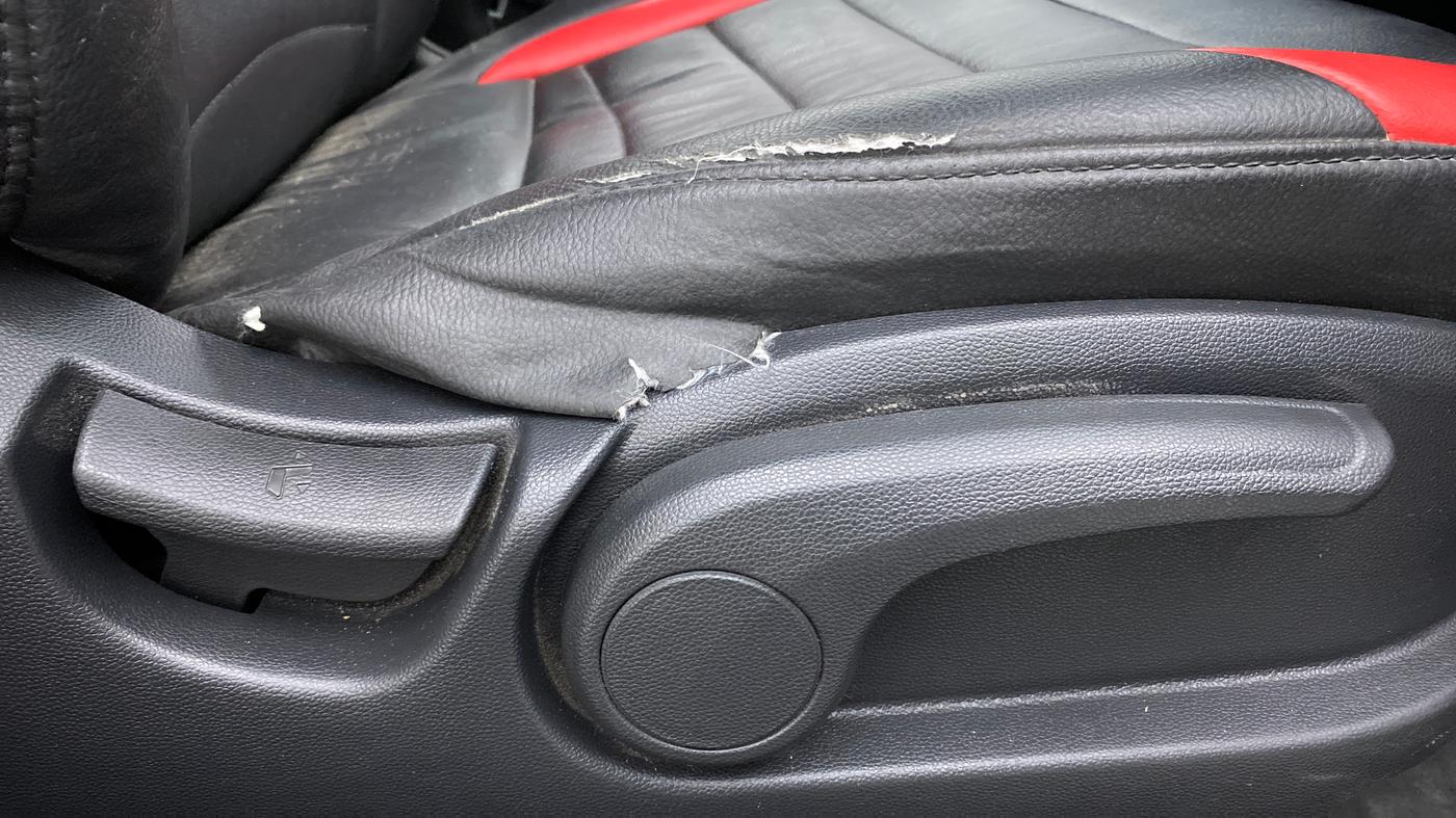 2019 Hyundai i20 Active 1.2 S, Petrol, Manual, 14,796 km, Driver Side Adjustment Panel