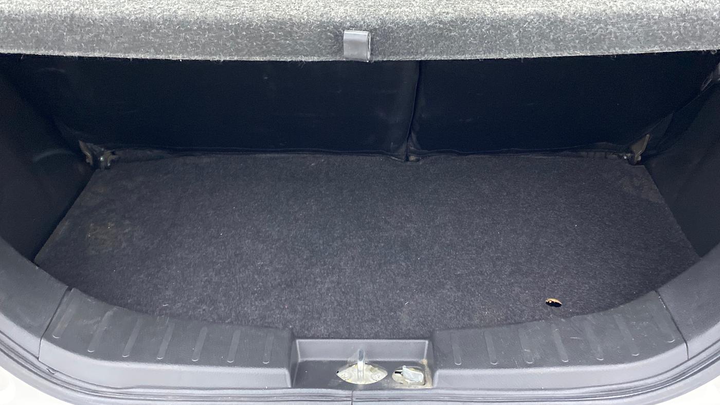 2016 Maruti Wagon R 1.0 VXI, Petrol, Manual, 43,459 km, Boot Inside