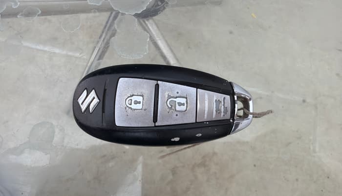 2021 Maruti Vitara Brezza VXI, Petrol, Manual, 96,997 km, Key Close Up