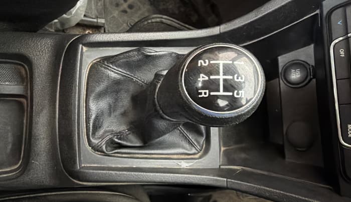 2021 Maruti Vitara Brezza VXI, Petrol, Manual, 96,997 km, Gear Lever