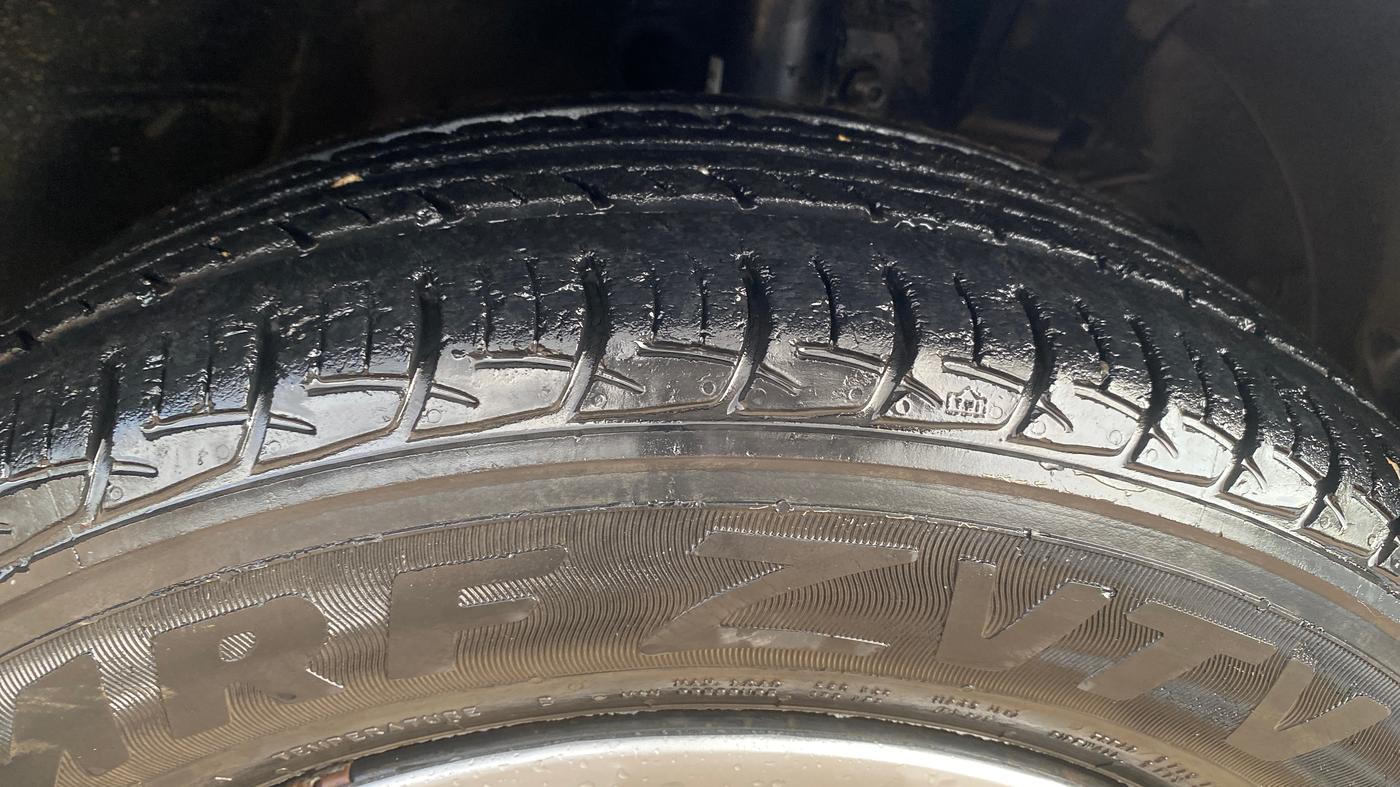 2016 Maruti Baleno DELTA CVT PETROL 1.2, Petrol, Automatic, 55,256 km, Right Front Tyre Tread