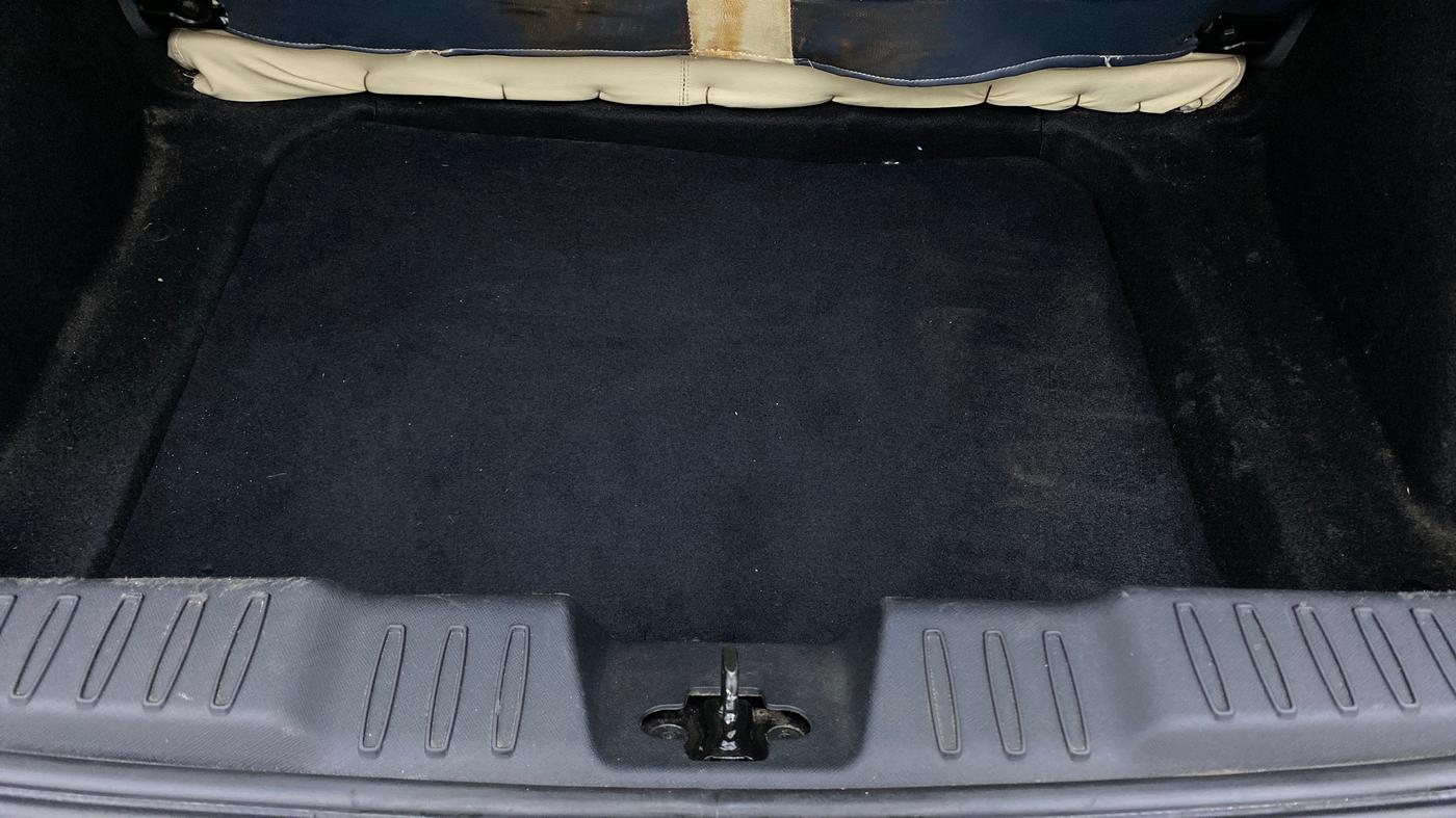 2021 Tata ALTROZ XE 1.2, Petrol, Manual, 19,164 km, Boot Inside