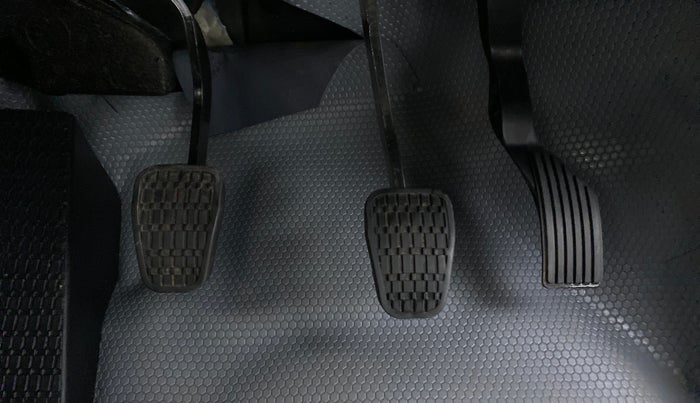2021 Tata ALTROZ XE 1.2, Petrol, Manual, 19,164 km, Pedals