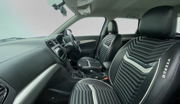 2018 Maruti Vitara Brezza ZDI PLUS DUAL TONE, Diesel, Manual, 48,535 km, Right Side Front Door Cabin