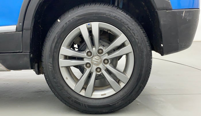 2018 Maruti Vitara Brezza ZDI PLUS DUAL TONE, Diesel, Manual, 48,535 km, Left Rear Wheel