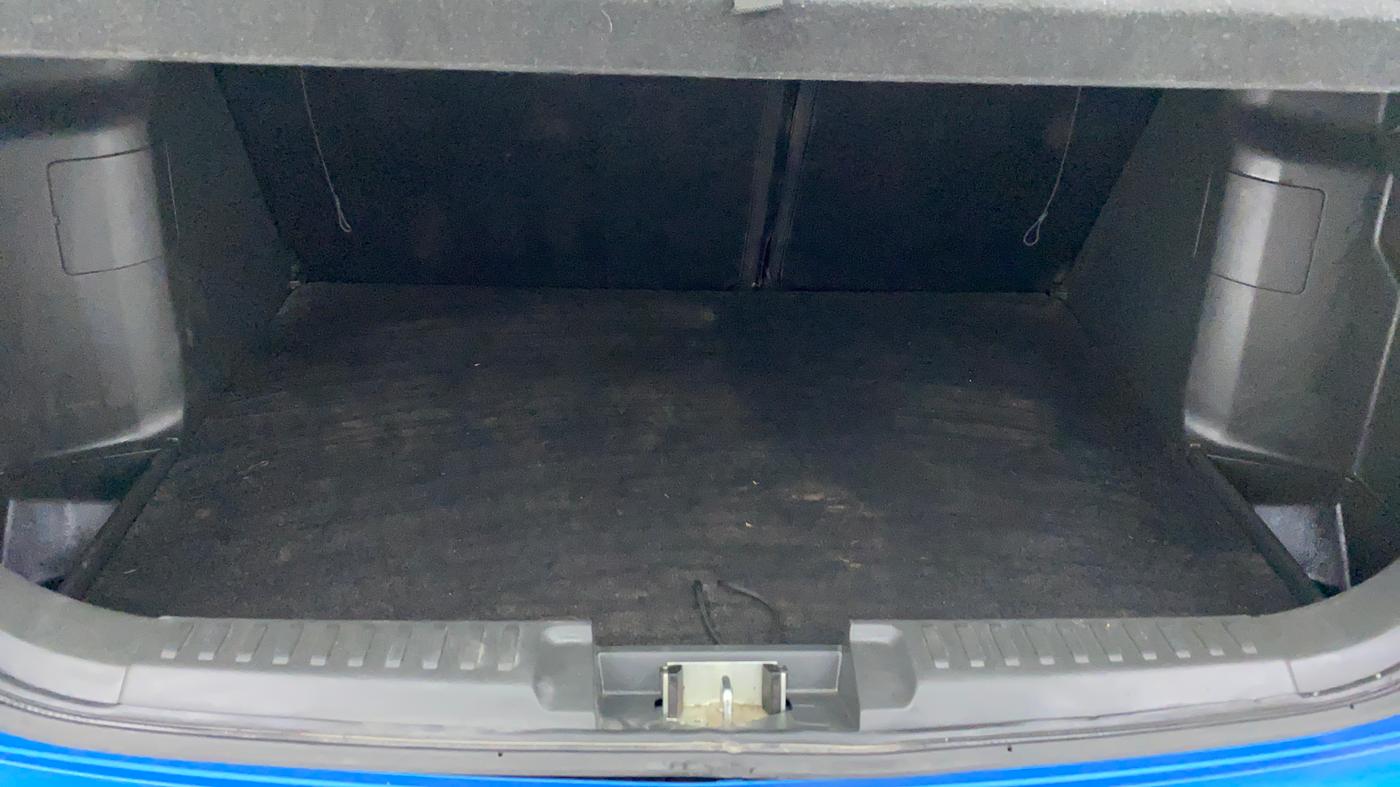 2018 Maruti Vitara Brezza ZDI PLUS DUAL TONE, Diesel, Manual, 48,535 km, Boot Inside