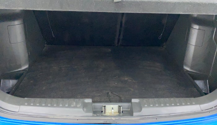 2018 Maruti Vitara Brezza ZDI PLUS DUAL TONE, Diesel, Manual, 48,535 km, Boot Inside
