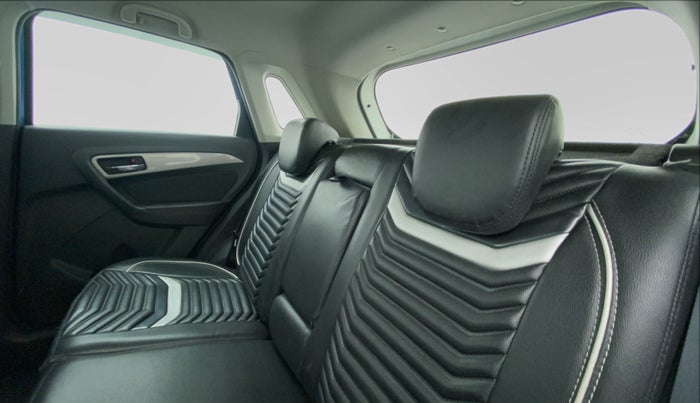 2018 Maruti Vitara Brezza ZDI PLUS DUAL TONE, Diesel, Manual, 48,535 km, Right Side Rear Door Cabin