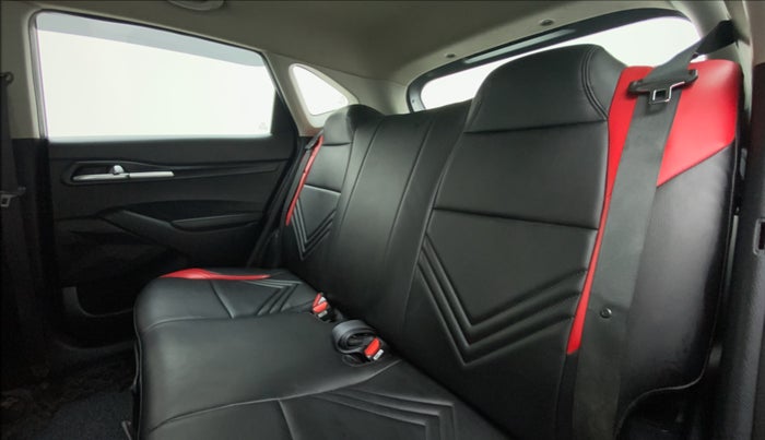 2019 KIA SELTOS HTK 1.5 PETROL, Petrol, Manual, 19,970 km, Right Side Rear Door Cabin