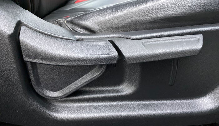 2019 KIA SELTOS HTK 1.5 PETROL, Petrol, Manual, 19,970 km, Driver Side Adjustment Panel
