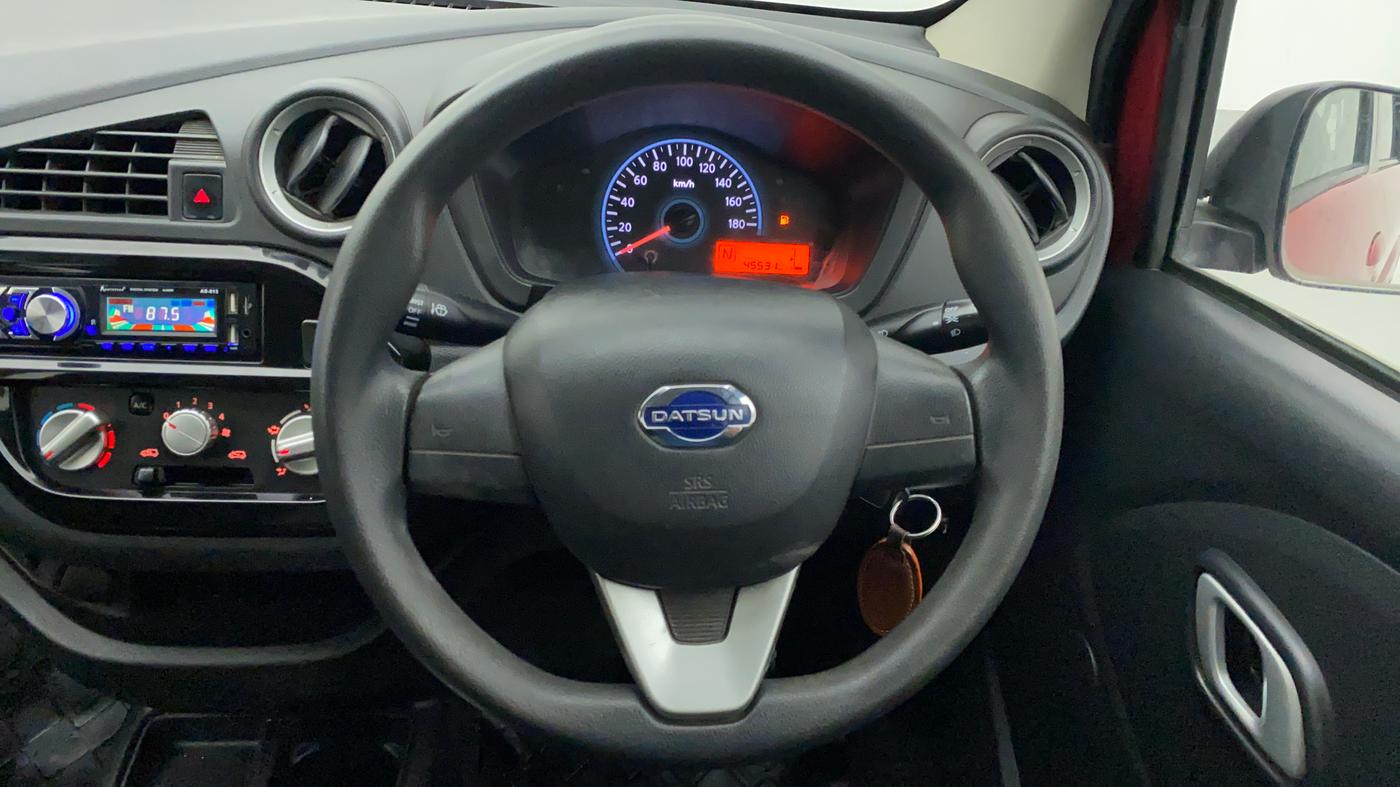 2018 Datsun Redi Go S 1.0 AMT, Petrol, Automatic, 45,959 km, Steering Wheel Close Up