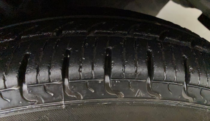 2018 Datsun Redi Go S 1.0 AMT, Petrol, Automatic, 45,959 km, Left Rear Tyre Tread
