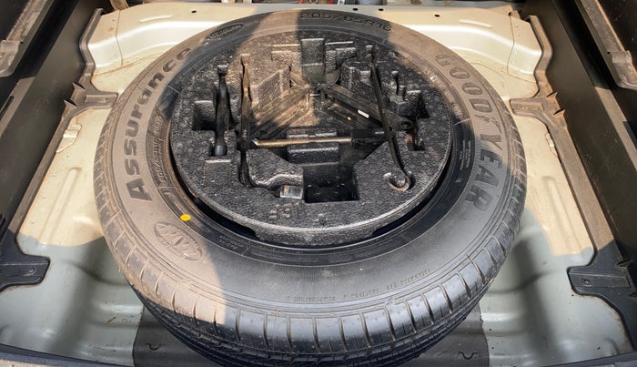 2017 Hyundai Creta SX PLUS 1.6 PETROL, Petrol, Manual, 83,575 km, Spare Tyre