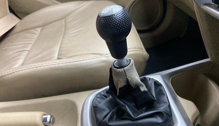 2011 Honda City 1.5L I-VTEC S MT, Petrol, Manual, 90,454 km, Gear lever - Boot cover slightly torn