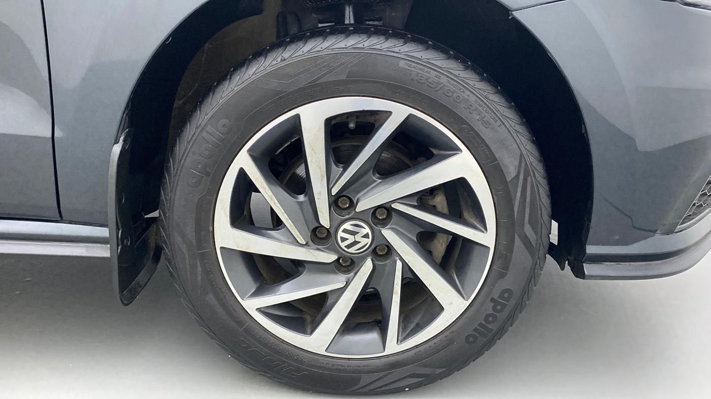 2019 Volkswagen Polo COMFORTLINE 1.0L MPI, Petrol, Manual, 42,600 km, Right Front Wheel