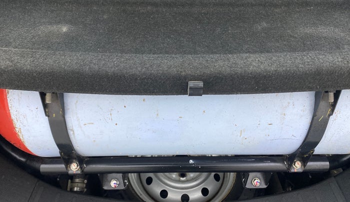 2015 Maruti Wagon R 1.0 LXI CNG, CNG, Manual, 69,497 km, Boot Inside