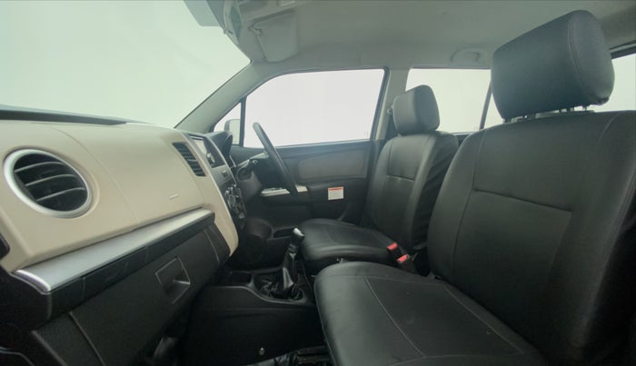 2015 Maruti Wagon R 1.0 LXI CNG, CNG, Manual, 69,497 km, Right Side Front Door Cabin