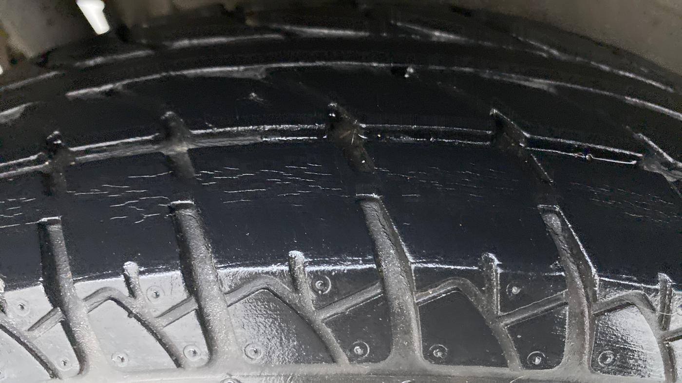 2015 Maruti Wagon R 1.0 LXI CNG, CNG, Manual, 69,497 km, Right Rear Tyre Tread