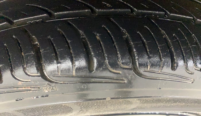 2015 Maruti Alto K10 VXI AMT, Petrol, Automatic, 75,228 km, Right Rear Tyre Tread