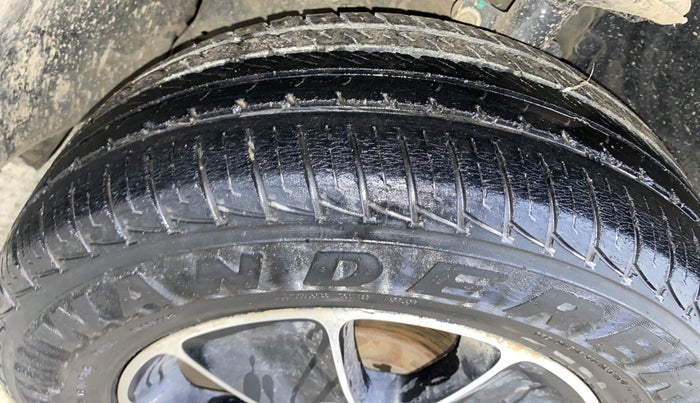2018 Renault Duster RXS PETROL, Petrol, Manual, 44,332 km, Left Front Tyre Tread