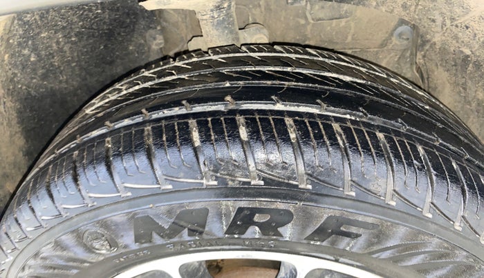 2018 Renault Duster RXS PETROL, Petrol, Manual, 44,332 km, Right Front Tyre Tread