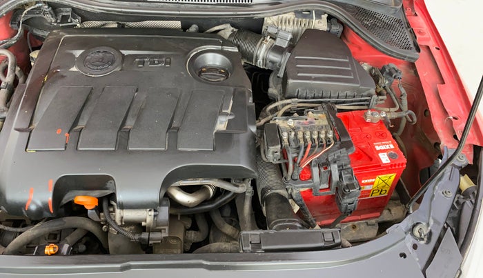 2012 Skoda Rapid ELEGANCE 1.6 TDI CR MT, Diesel, Manual, 64,358 km, Engine View - Left