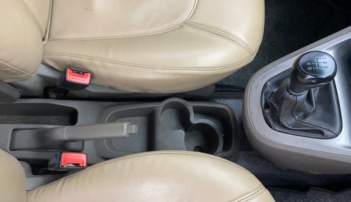 2014 Hyundai i10 MAGNA 1.1, Petrol, Manual, 84,121 km, Gear Lever