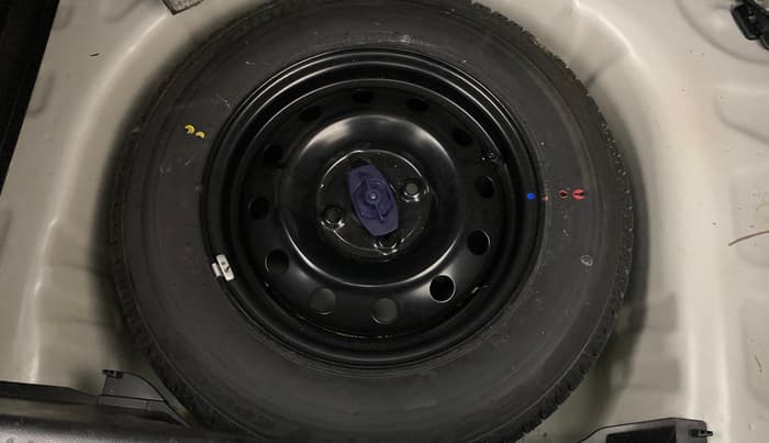 2021 Maruti Swift VXI, Petrol, Manual, 12,588 km, Spare Tyre