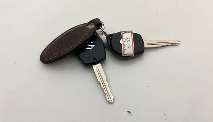 2021 Maruti Swift VXI, Petrol, Manual, 12,588 km, Key Close Up