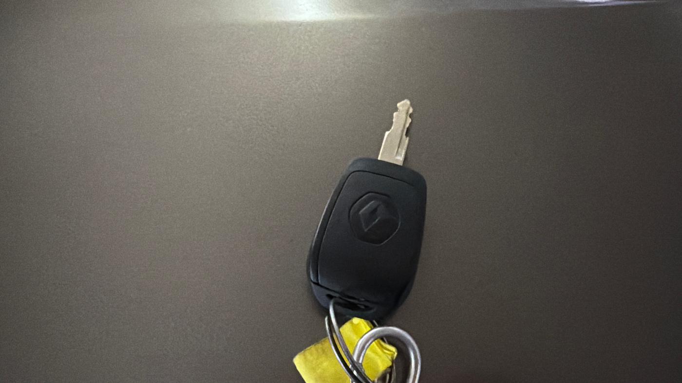 2018 Renault Kwid RXT 1.0 AMT (O), Petrol, Automatic, 52,819 km, Key Close Up