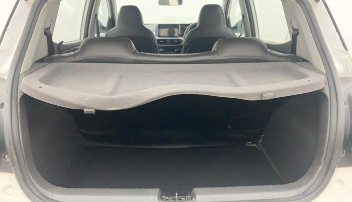 2021 Hyundai GRAND I10 NIOS SPORTZ AMT 1.2 KAPPA VTVT, Petrol, Automatic, 33,707 km, Boot Inside