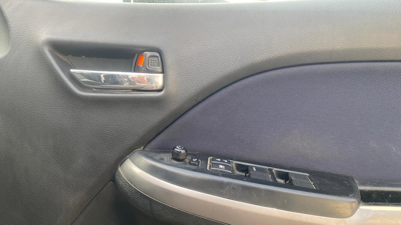 2020 Maruti Baleno DELTA PETROL 1.2, Petrol, Manual, 1,14,260 km, Driver Side Door Panels Control