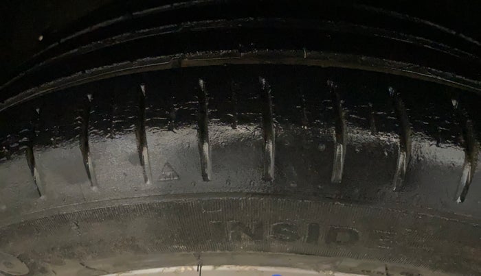 2018 Maruti Baleno ALPHA PETROL 1.2, Petrol, Manual, 51,393 km, Left Front Tyre Tread