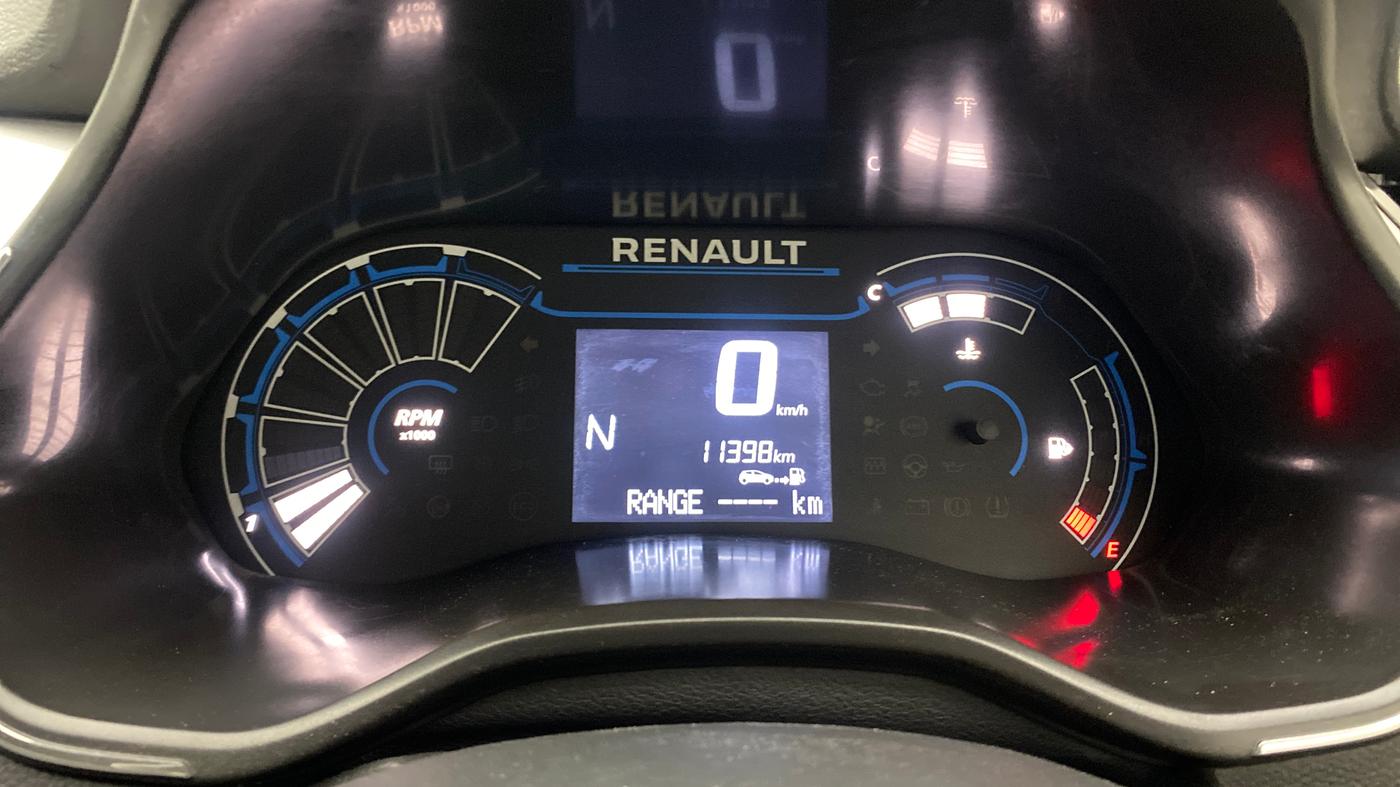 2022 Renault TRIBER RXZ AMT, Petrol, Automatic, 11,378 km, Odometer Image
