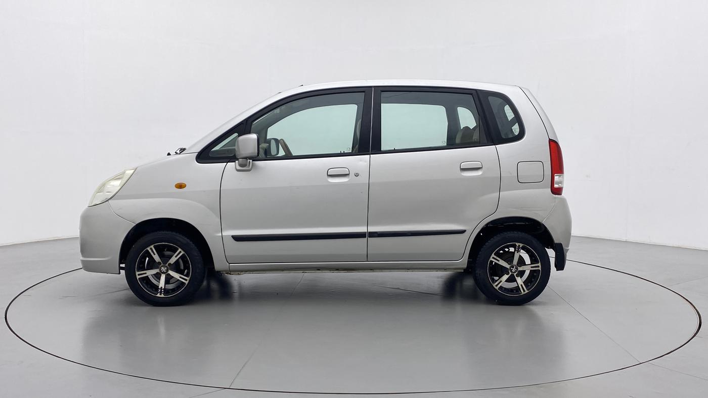 2010 Maruti Zen Estilo VXI, Petrol, Manual, 82,224 km, Left Side